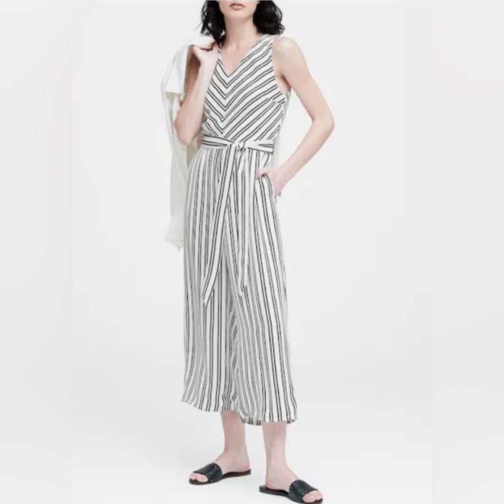 Banana Republic Sleeveless Jumpsuit - Picture 2 of 3